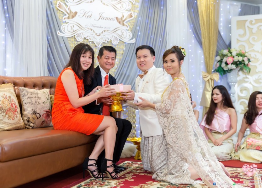 เดอะโซเรนโต้ HL 126 แต่งงานราชพฤกษ์