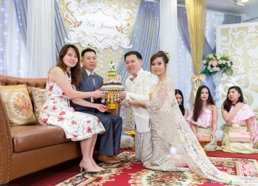 เดอะโซเรนโต้ HL 129 แต่งงานราชพฤกษ์